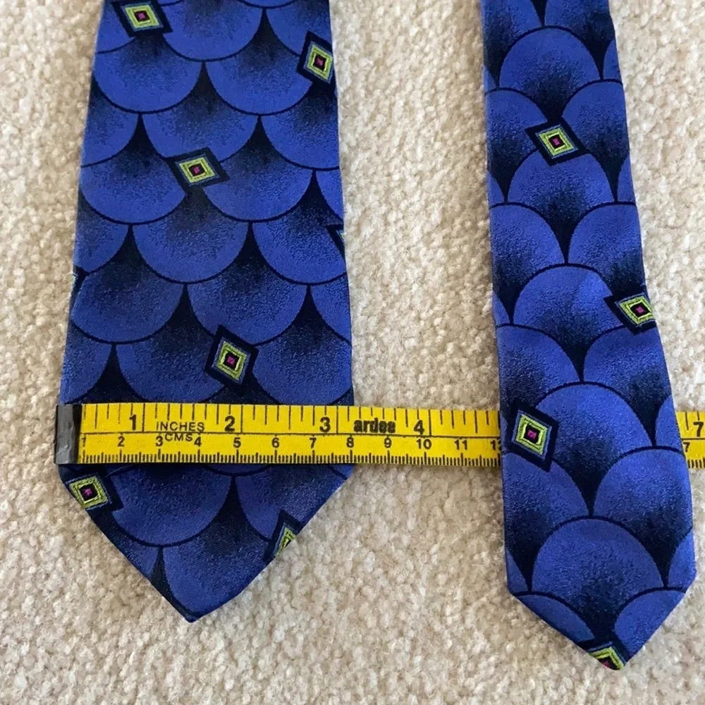 Hugo Boss 100% silk tie Made in Italy, blue/green color